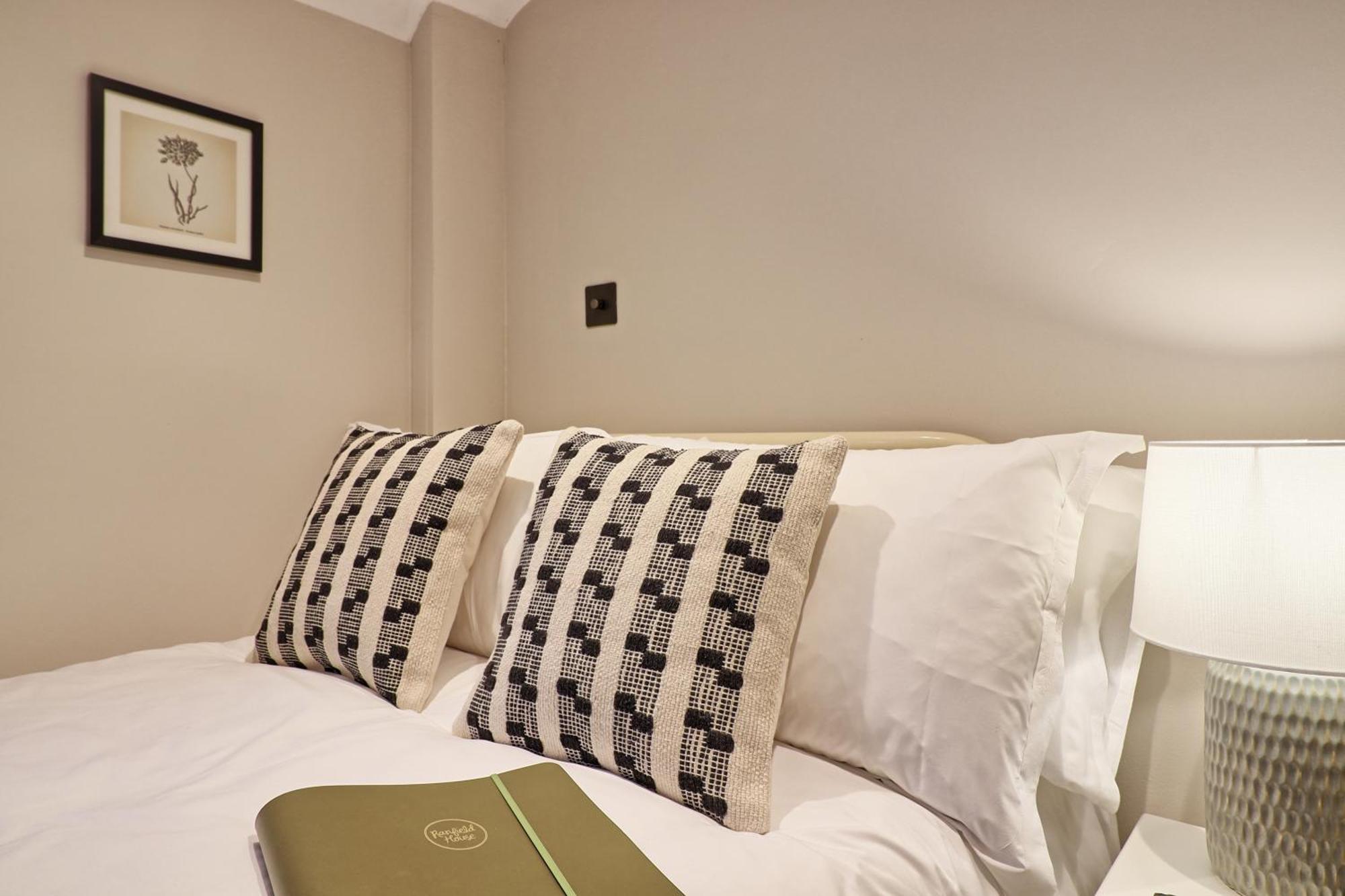 Ranfield'S Brasserie Hotel Rooms Коггесхолл Экстерьер фото
